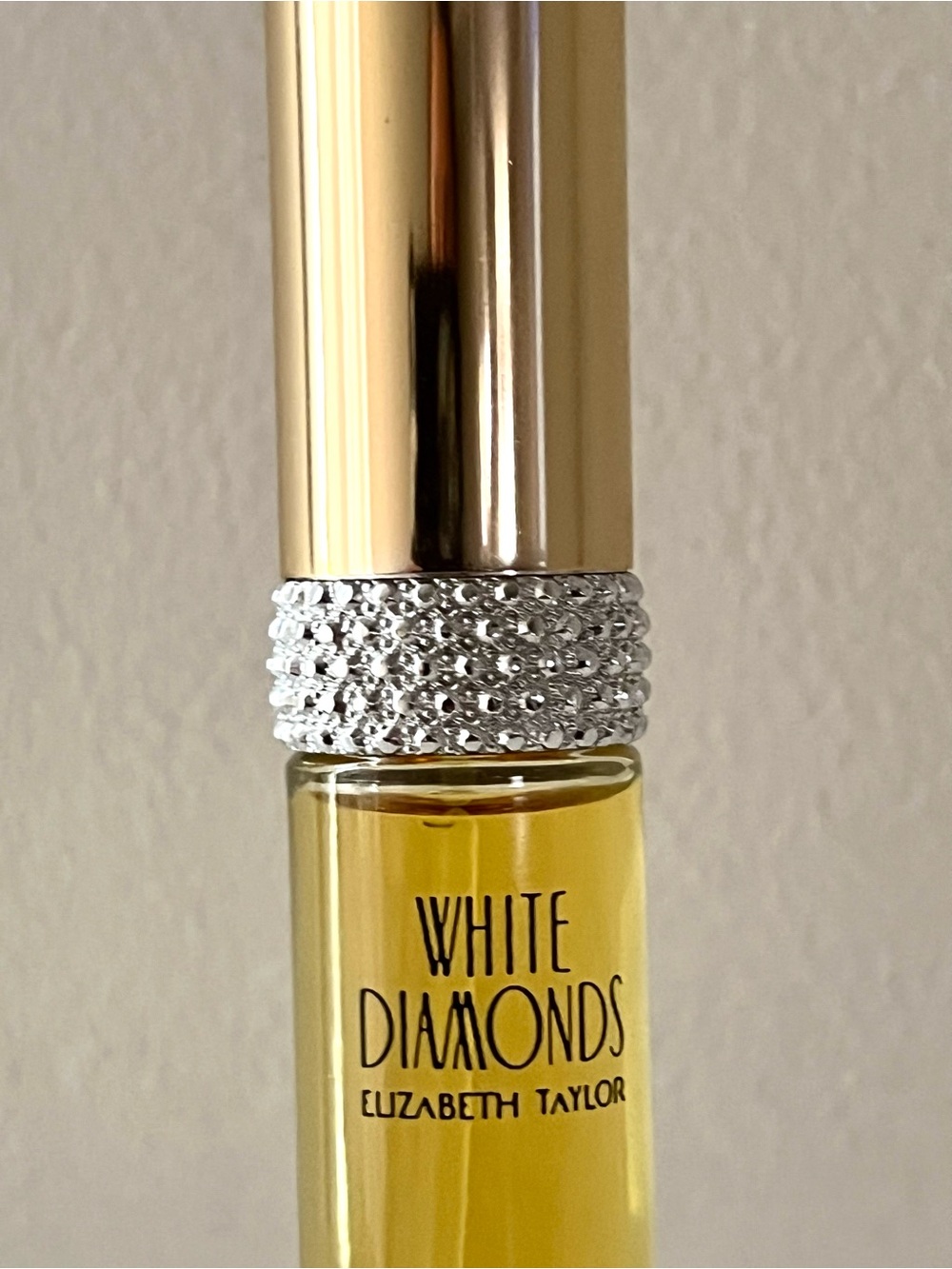 Elizabeth Taylor White Diamonds Eau de Toilette Spray 15ml 0.5oz New - Picture 3 of 5